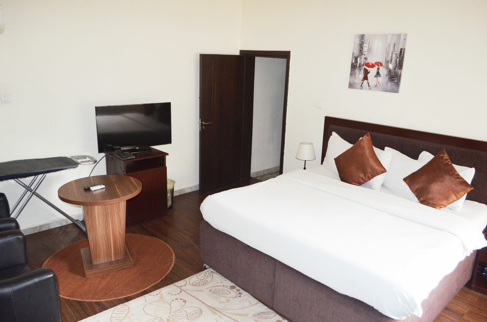 Peniel Apartments Абуджа Экстерьер фото