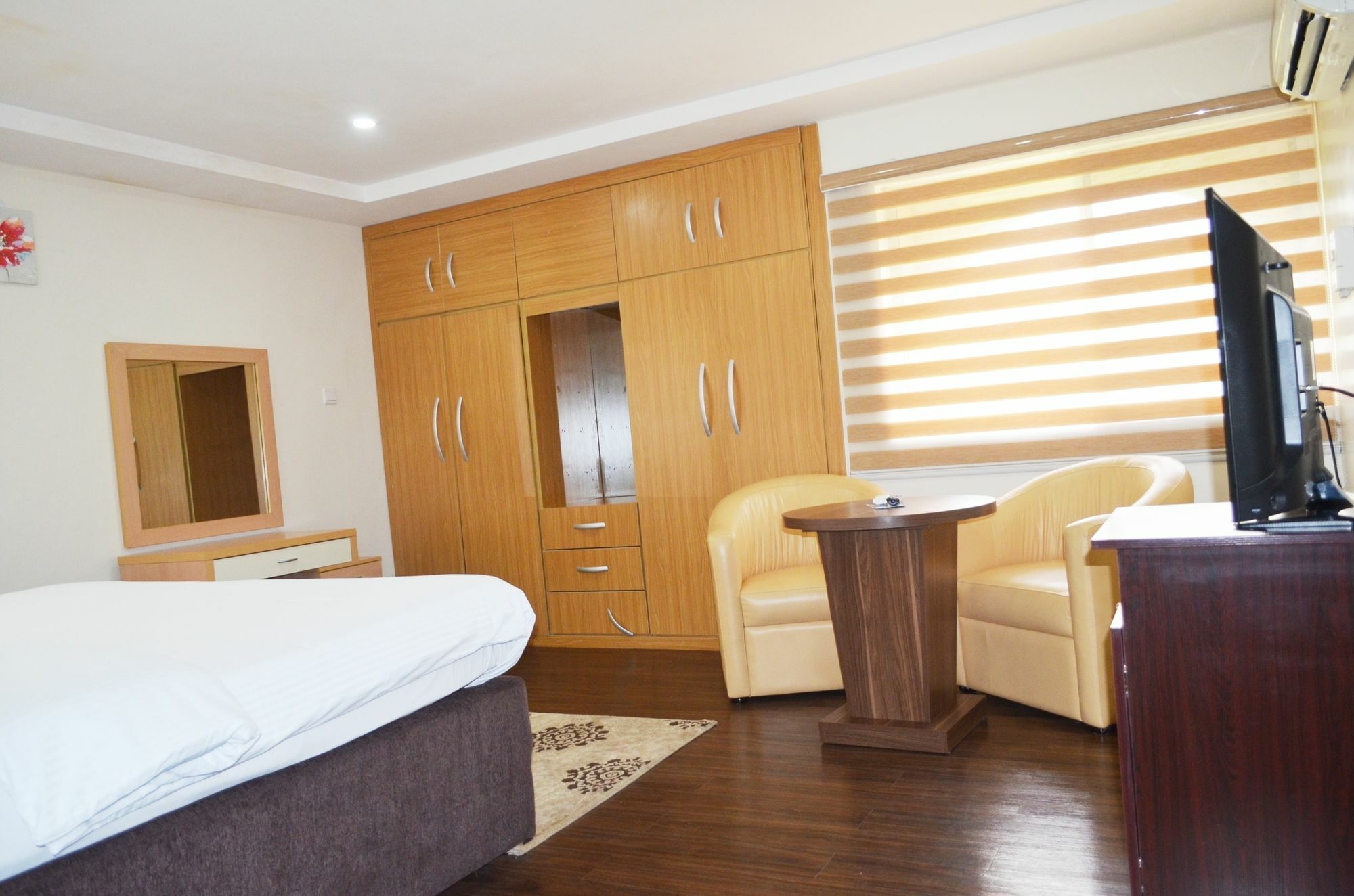 Peniel Apartments Абуджа Экстерьер фото