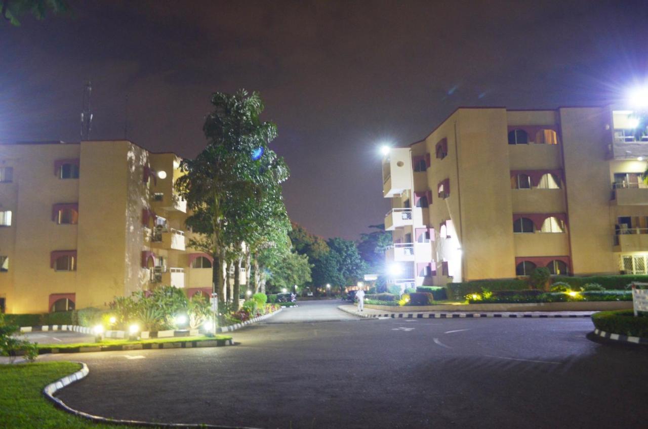 Peniel Apartments Абуджа Экстерьер фото